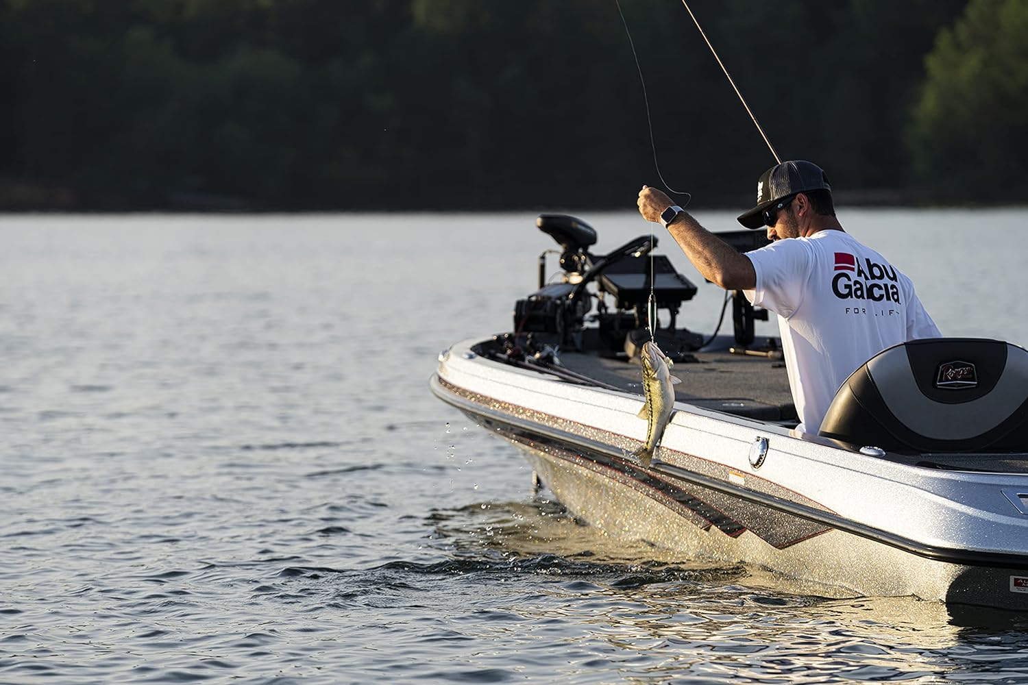 Abu Garcia Max Pro Spinning Reel, Size 60, Right/Left Handle Position, Graphite Body, Corrosion-Resistant, Machined Aluminum Spool, Front Drag System Abu Garcia Max Pro Spinning Reel, Size 60, Right/Left Handle Position, Graphite Body, Corrosion-Resistant, Machined Aluminum Spool, Front Drag System