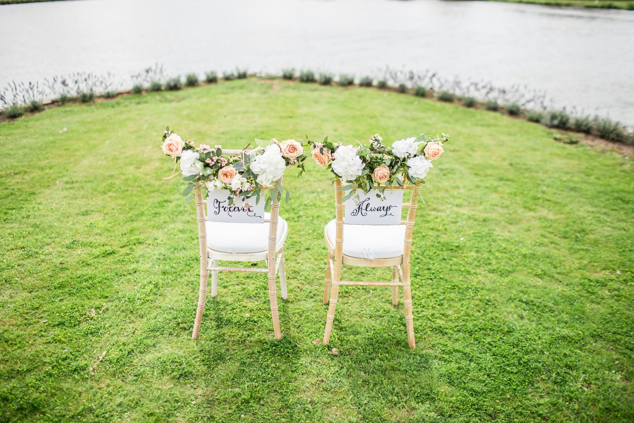 Can I Rent A Pontoon Boat For A Wedding Or Engagement Party?