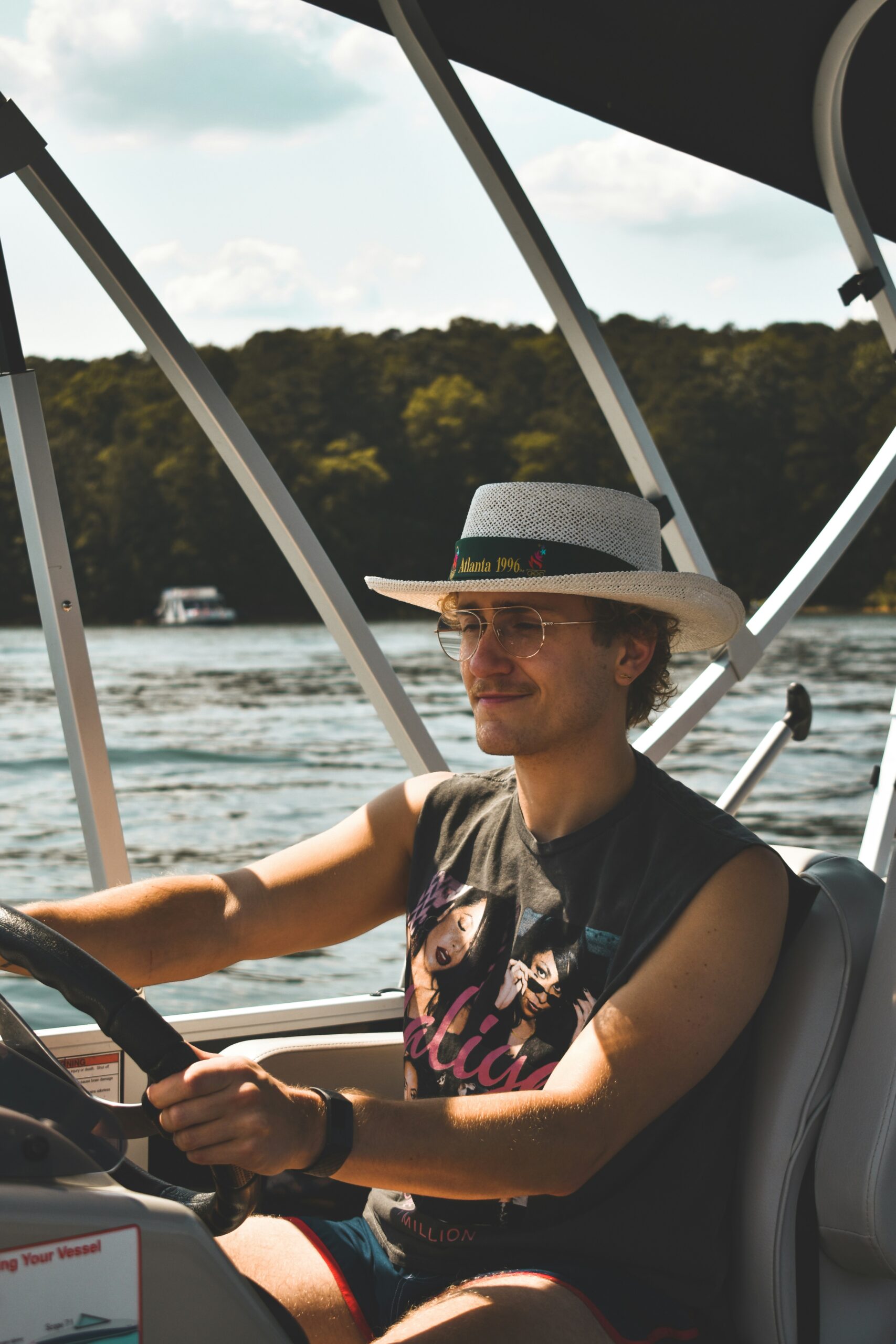 What Are The Features Of A Captain Boating Hat?