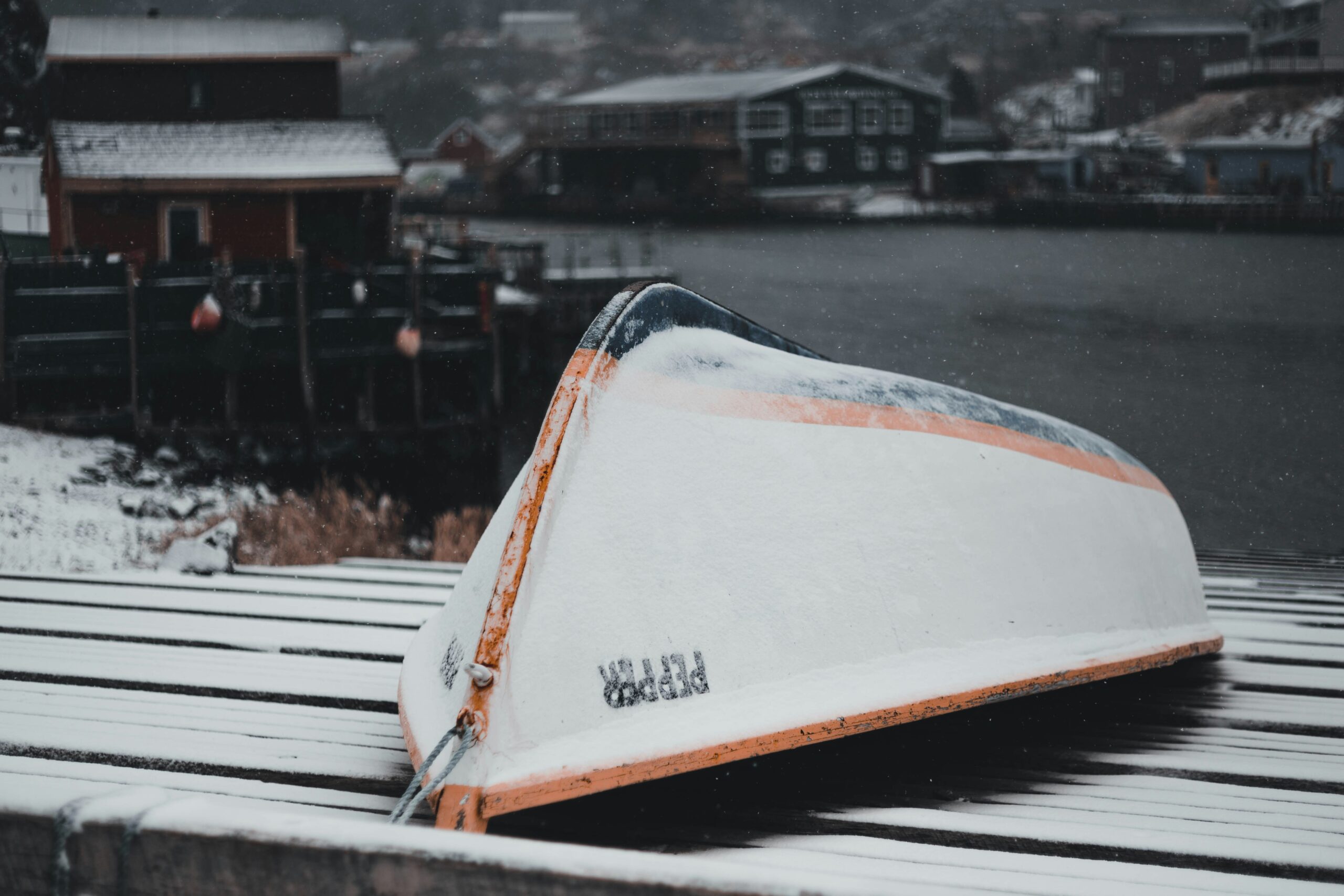 What Are Some Popular Boating Totes?