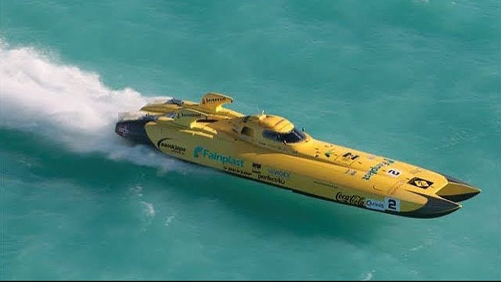 15 FASTEST Boats Ever Made 15 FASTEST Boats Ever Made
