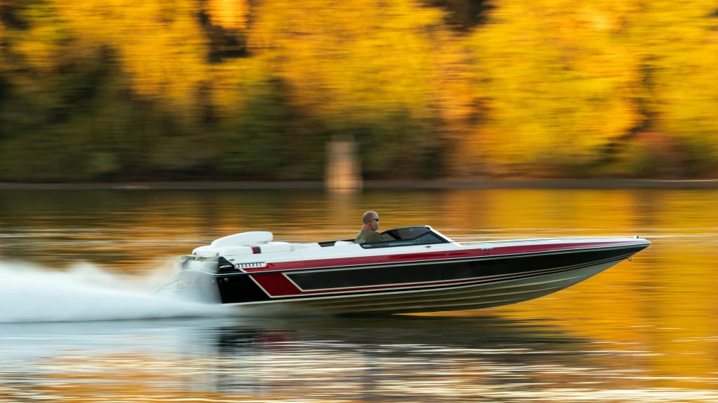 The Fastest Boats Ever Made: Top Speed Machines The Fastest Boats Ever Made: Top Speed Machines